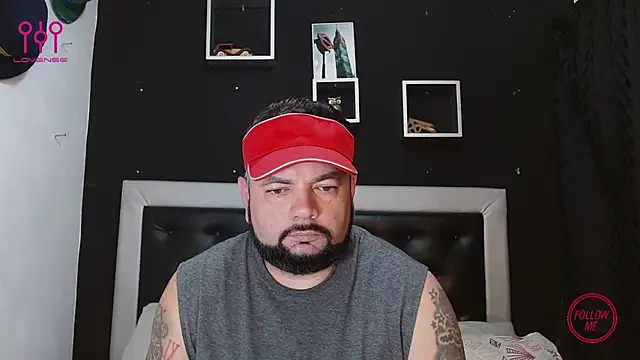 Snapshot of perverseveteranmanxxx chatting on March 2025 01:03:02 PM perverseveteranmanxxx online show from March 2025 01:03:02 PM