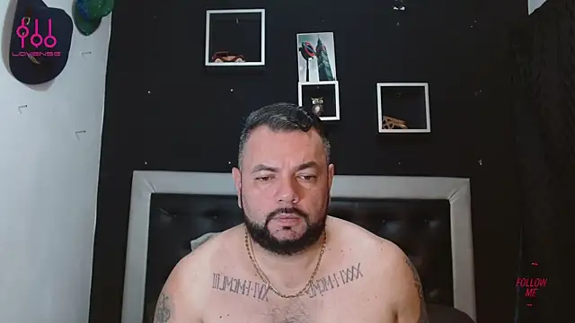 Snapshot of perverseveteranmanxxx chatting on March 2025 02:04:02 PM perverseveteranmanxxx online show from March 2025 02:04:02 PM