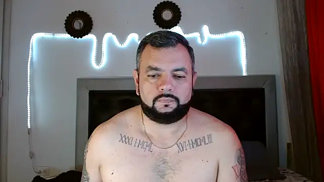 Snapshot of perverseveteranmanxxx chatting on October 2025 02:37:01 PM perverseveteranmanxxx online show from October 2025 02:37:01 PM