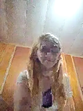 Snapshot of xxJessiebugxx chatting on May 2026 02:28:01 AM xxJessiebugxx online show from May 2026 02:28:01 AM