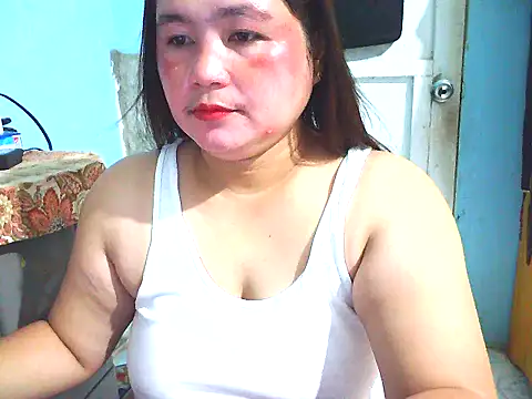 Snapshot of xsweetlover69x chatting on July 2026 01:49:01 PM xsweetlover69x online show from July 2026 01:49:01 PM