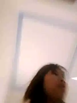 tinana00 online show from May 2026 12:52:01 AM