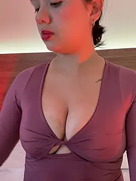 Snapshot of thamiina__ chatting on July 2026 11:51:02 AM thamiina online show from July 2026 11:51:02 AM