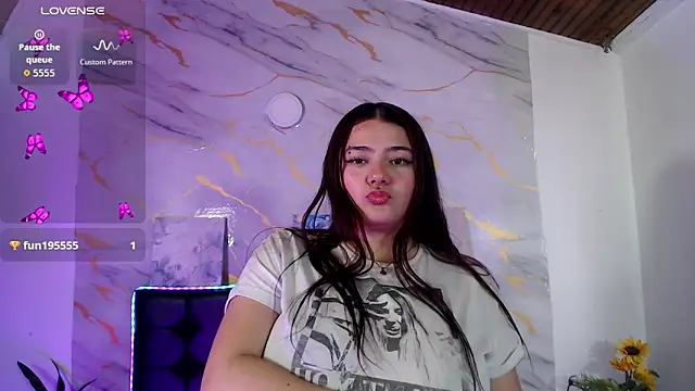 Snapshot of Lizeth_bigboob chatting on May 2026 07:55:02 PM Lizeth bigboob online show from May 2026 07:55:02 PM