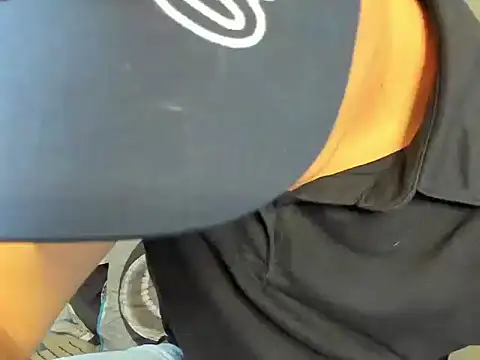 Snapshot of Erick_Wallace chatting on June 2026 05:48:01 PM Erick Wallace online show from June 2026 05:48:01 PM
