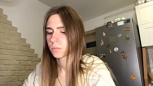 ZaraGuyette online show from May 2026 04:07:02 AM