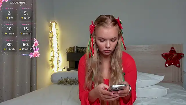 urblonde online show from December 2024 01:04:02 AM