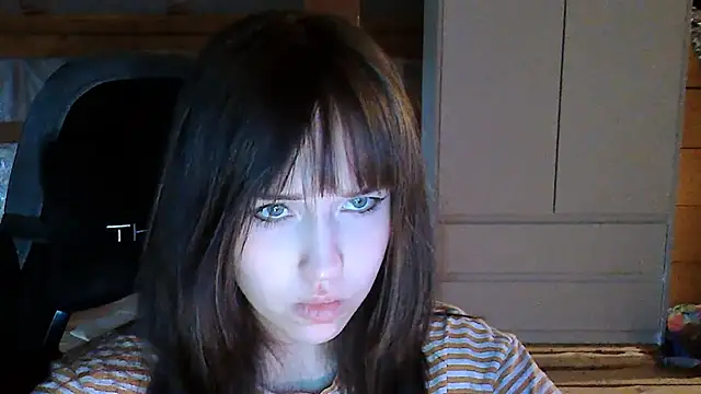 NoirEva online show from May 2026 05:17:02 PM