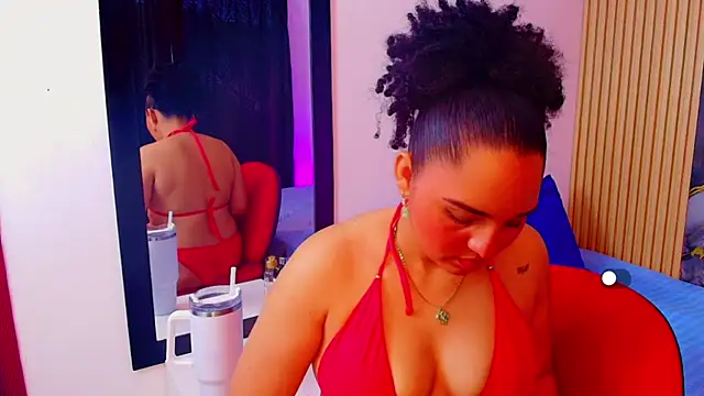 Snapshot of Sol__Latina chatting on May 2026 02:02:01 PM Sol Latina online show from May 2026 02:02:01 PM