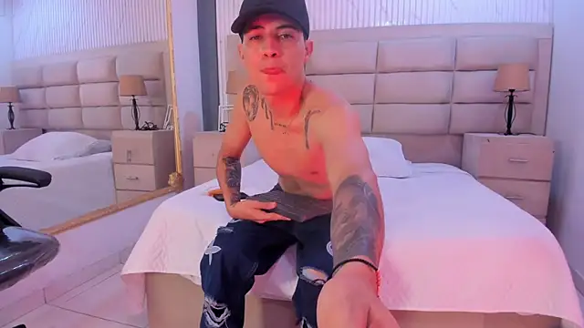 Diamondss 1 online show from May 2026 08:37:01 PM