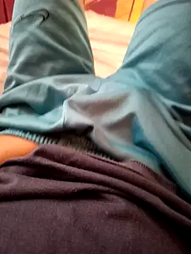 Hottestboycall22 online show from May 2026 02:14:01 PM
