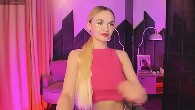 Snapshot of Mila__Lux chatting on July 2026 08:55:02 PM Mila Lux online show from July 2026 08:55:02 PM