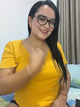 rousee69  online show from May 2026 02:52:01 AM