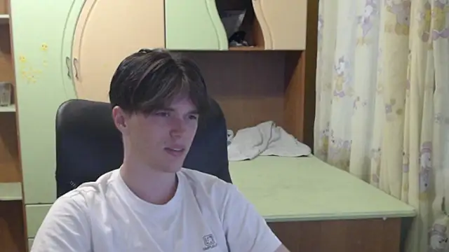Snapshot of arthur___king chatting on June 2026 12:50:02 PM arthur king online show from June 2026 12:50:02 PM