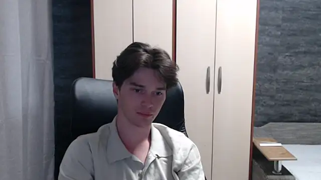 Snapshot of arthur___king chatting on June 2026 12:05:02 PM arthur king online show from June 2026 12:05:02 PM