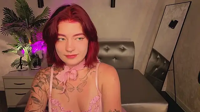 Snapshot of Nikki_Gringer chatting on June 2026 01:08:02 AM Nikki Gringer online show from June 2026 01:08:02 AM