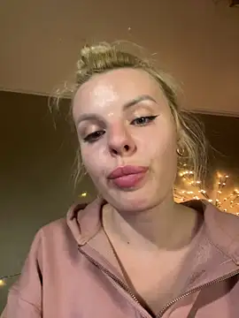 MissAnabel  online show from May 2026 06:27:02 PM