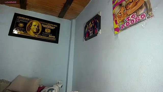 Snapshot of Emily_Hornys20 chatting on May 2026 10:07:01 PM Emily Hornys20 online show from May 2026 10:07:01 PM