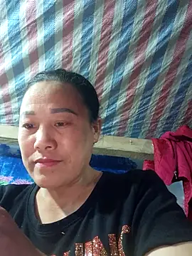 Snapshot of Caily-ly chatting on May 2026 02:13:02 PM Caily-ly online show from May 2026 02:13:02 PM