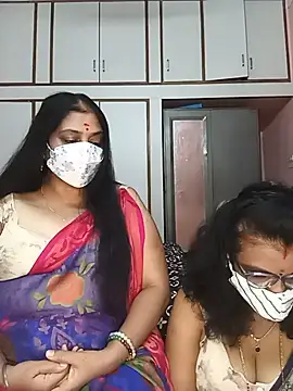Snapshot of Kannada_telugu_lesbians chatting on May 2026 04:37:02 PM Kannada telugu lesbians online show from May 2026 04:37:02 PM