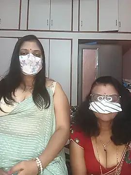 Snapshot of Kannada_telugu_lesbians chatting on May 2026 07:15:01 PM Kannada telugu lesbians online show from May 2026 07:15:01 PM