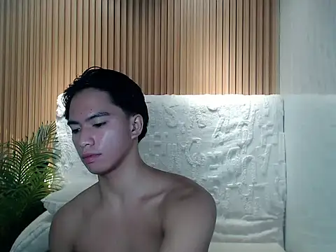 horny jamesxx online show from June 2026 01:07:02 AM