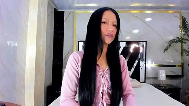 Snapshot of SophiieCalloway1 chatting on May 2026 01:52:01 PM SophiieCalloway1 online show from May 2026 01:52:01 PM