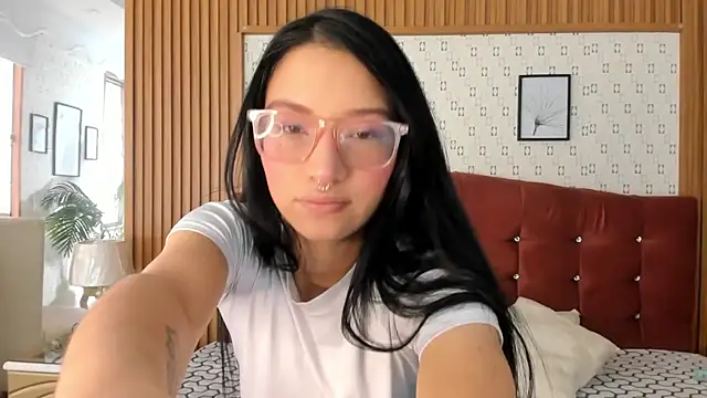 Snapshot of SophiieCalloway1 chatting on June 2026 02:17:02 PM SophiieCalloway1 online show from June 2026 02:17:02 PM