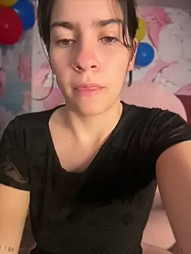 Snapshot of Stefany_LS chatting on June 2026 01:04:01 PM Stefany LS online show from June 2026 01:04:01 PM
