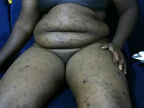 Snapshot of Sexypat3 chatting on May 2026 05:42:02 PM Sexypat3 online show from May 2026 05:42:02 PM