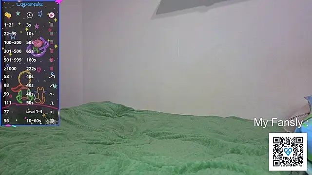 Emilya201 online show from June 2026 10:54:02 PM