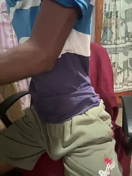 Snapshot of Inuchethi chatting on February 2025 01:10:01 AM Inuchethi online show from February 2025 01:10:01 AM