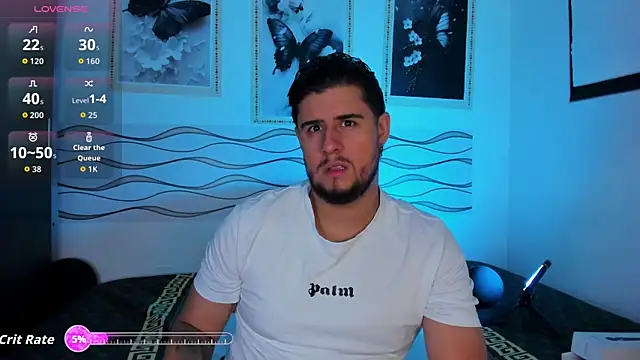 Snapshot of Ryan_evannss_ chatting on July 2026 12:33:02 PM Ryan evannss online show from July 2026 12:33:02 PM