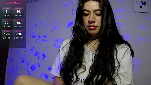 Snapshot of alythia chatting on June 2026 12:59:02 AM alythia online show from June 2026 12:59:02 AM