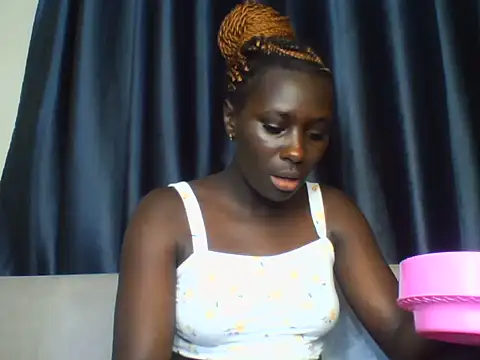 Snapshot of Sexxy_Melany_ chatting on July 2026 06:28:01 AM Sexxy Melany online show from July 2026 06:28:01 AM