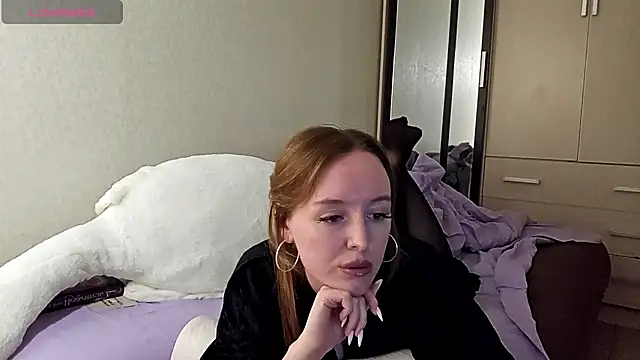 Felicia Miller  online show from May 2026 06:50:01 PM