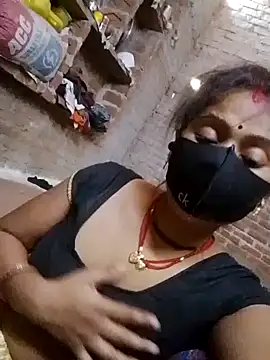 Rachnaaapkijaan78 online show from May 2026 05:37:02 AM