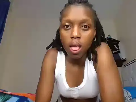 Meckiedoll online show from May 2026 06:38:02 PM
