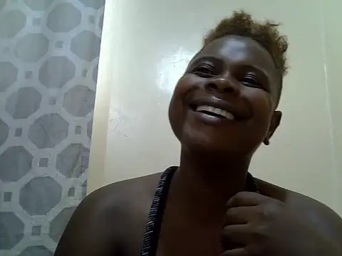 Snapshot of queentashana chatting on June 2026 05:28:02 AM queentashana online show from June 2026 05:28:02 AM