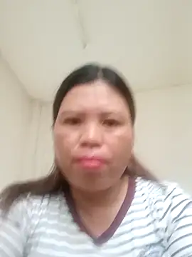 Snapshot of -Yeyi- chatting on June 2026 09:59:01 AM -Yeyi- online show from June 2026 09:59:01 AM