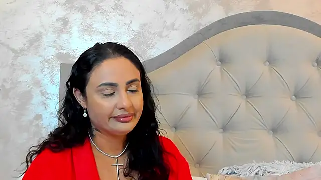 Bianca Vale online show from July 2026 05:00:02 AM