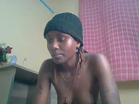 Snapshot of kiki8390 chatting on July 2026 06:36:01 PM kiki8390 online show from July 2026 06:36:01 PM