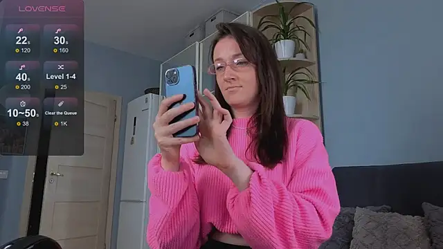 Snapshot of GoldenCrystall chatting on June 2026 04:00:02 PM GoldenCrystall online show from June 2026 04:00:02 PM