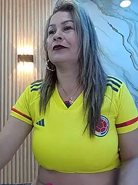 Snapshot of _Pamelamilff chatting on June 2026 03:10:02 PM Pamelamilff online show from June 2026 03:10:02 PM