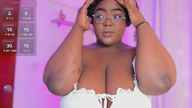 Snapshot of Ayanaa_Ebony_ chatting on July 2026 11:24:02 AM Ayanaa Ebony online show from July 2026 11:24:02 AM