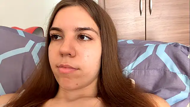LaurindaStalford online show from July 2026 02:42:02 PM