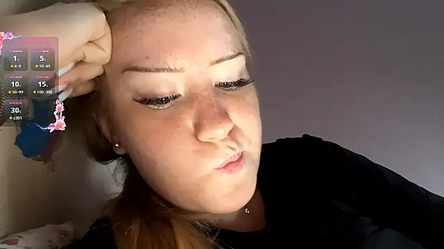 Lisi Kiss  online show from July 2026 05:19:02 PM