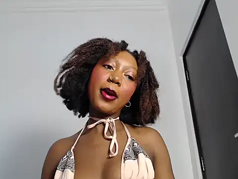SpicyMackenzie22 online show from June 2026 04:04:01 AM