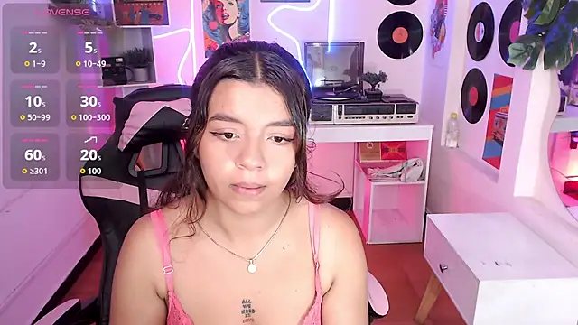 Snapshot of sweety_smile_ chatting on June 2026 07:47:01 PM sweety smile online show from June 2026 07:47:01 PM