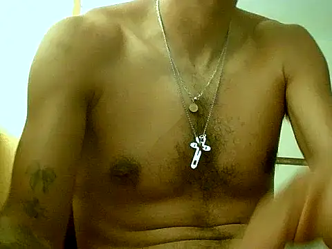 Snapshot of Negritohot3682 chatting on June 2026 08:21:01 PM Negritohot3682 online show from June 2026 08:21:01 PM